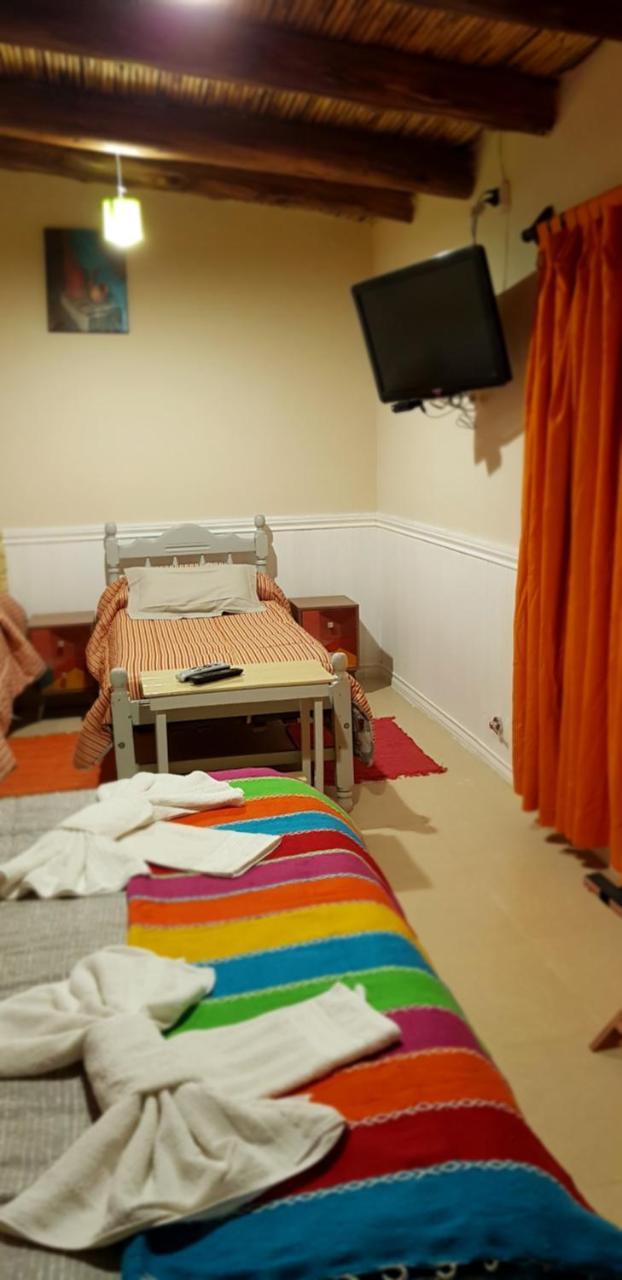 טיליקארה Hostal Asqui Pacha מראה חיצוני תמונה